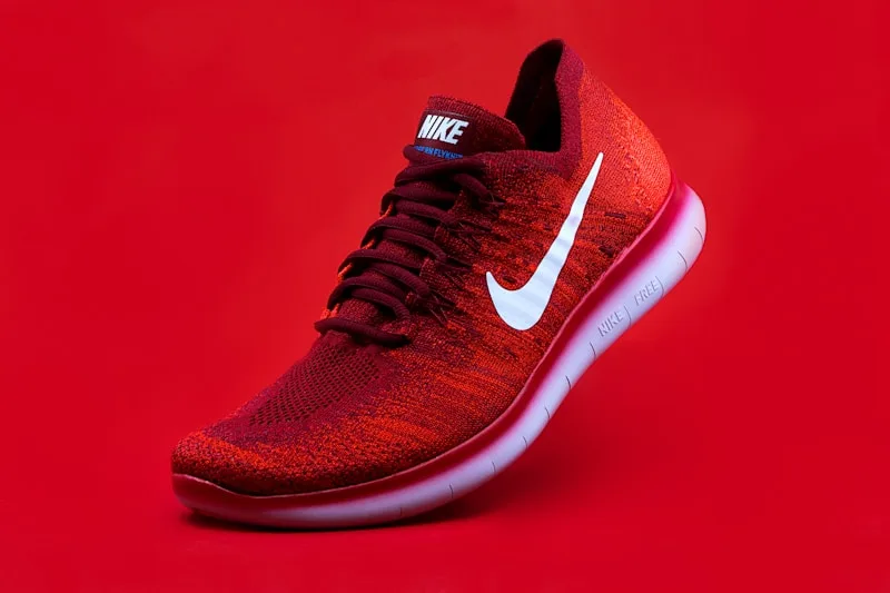 Sneakers Classic Putih Unisex — Nyaman Dipakai Harian